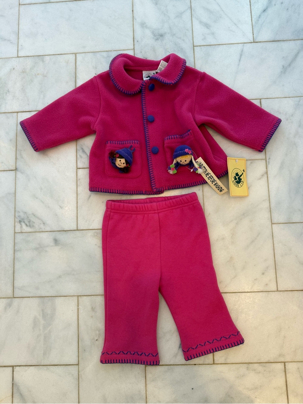 NWT Fleece/Felt outfit